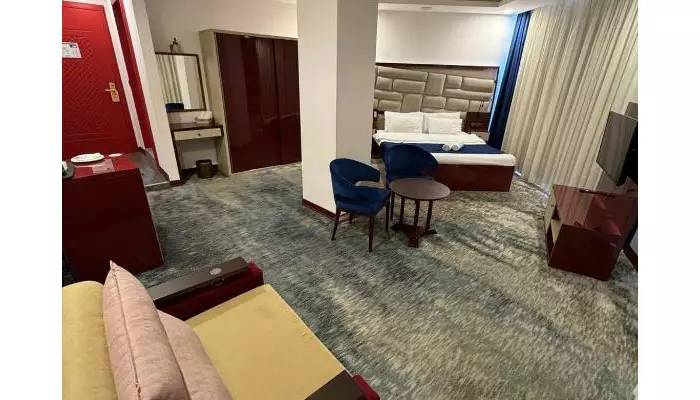 هتل دنیس تفلیس